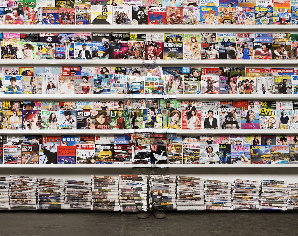 Liu Bolin, Hiding in the City, Chinese Magazines, 2012 © Liu Bolin / Courtesy Galerie Paris-Beijing