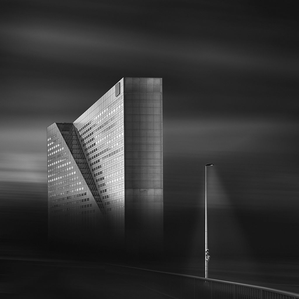 © Anna Laudan - Buildings (1ère place en Architecture)