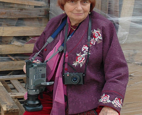 4 questions à Agnès Varda sur l'exposition « Varda / Cuba » 4 questions à Agnès Varda sur l'exposition « Varda / Cuba »
